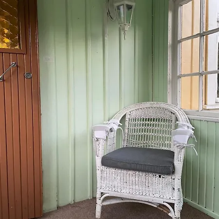 Spacious Family 100m2 Viinikanpuisto, Free Parking, Private Patio, Sauna And Free Wi-fi Apartament Tampere