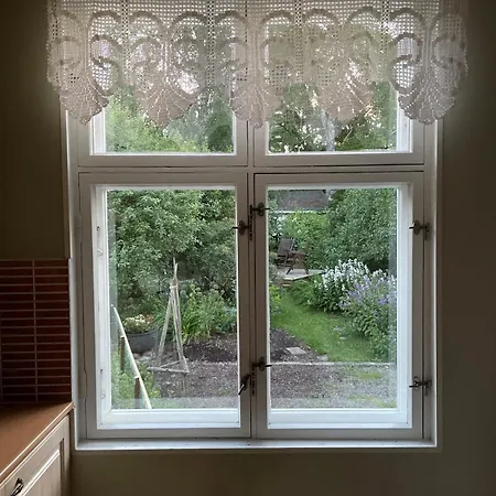 Spacious Family 100m2 Viinikanpuisto, Free Parking, Private Patio, Sauna And Free Wi-fi Apartament Tampere