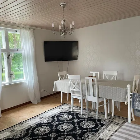 Apartament Spacious Family 100m2 Viinikanpuisto, Free Parking, Private Patio, Sauna And Free Wi-fi *
