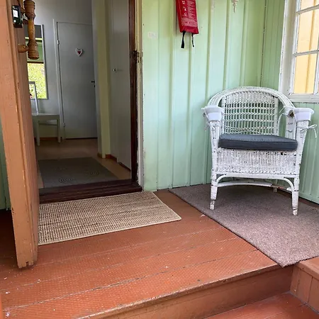Spacious Family 100m2 Viinikanpuisto, Free Parking, Private Patio, Sauna And Free Wi-fi *