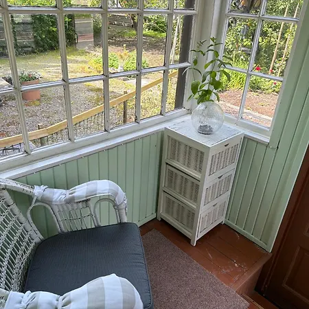 Spacious Family 100m2 Viinikanpuisto, Free Parking, Private Patio, Sauna And Free Wi-fi Apartament
